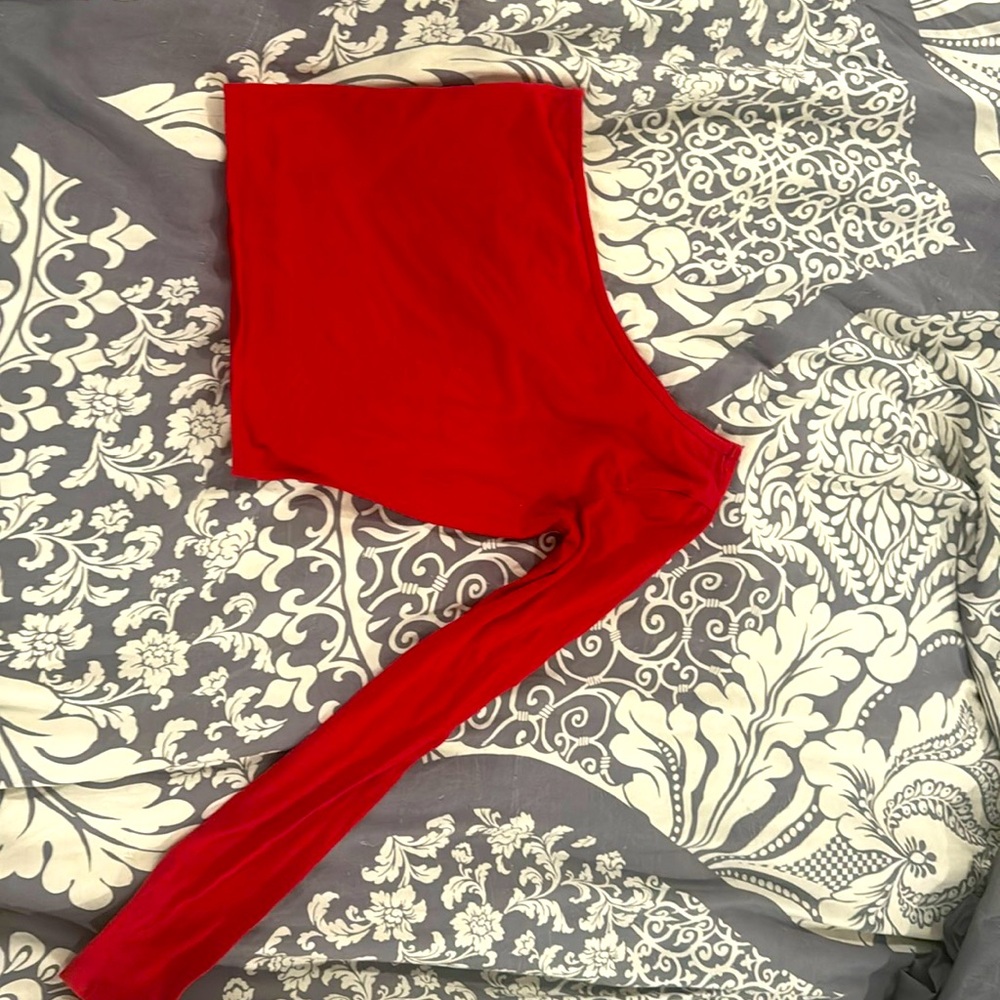Hollister one arm tee
